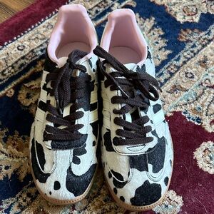 Cow Print Women's Sneaker - Pink Trim